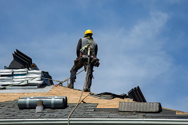 Professional Gutter Installation technician working in Plankinton, SD